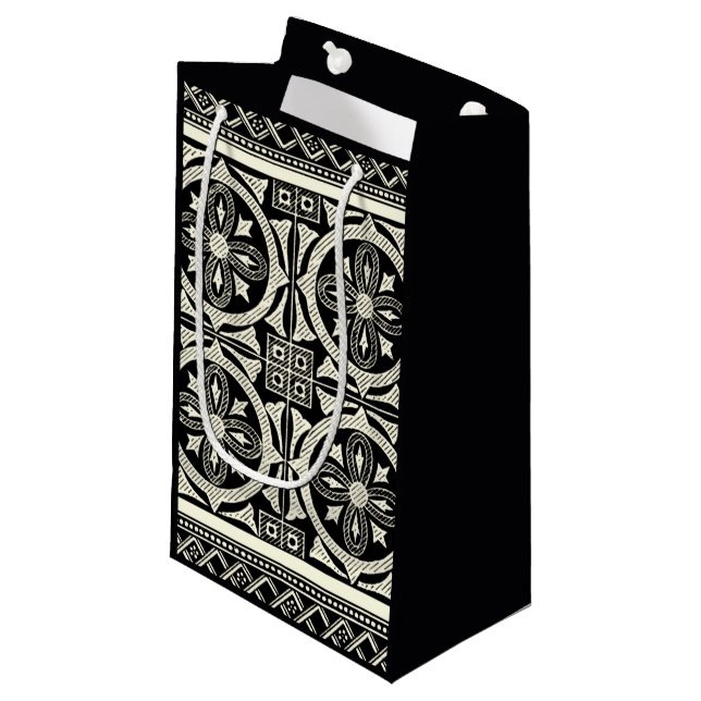 Schwarz-Weiß-Mandala-Motif von Vision Studio Kleine Geschenktüte (Vorderseite Schrägansicht)