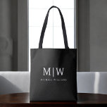 Schwarz-Weiß-Minimalistisch-Modern-Monogramm Tasche<br><div class="desc">Die Minimalistische Monogram Kollektion Schwarz/Weiß: Einfache Einfachheit und Eleganz in unseren minimalistischen Designs, die so gestaltet sind, dass sie Ihren Stil mühelos erweitern. Diese Kollektion wurde mit einem scharfen Blick für moderne Ästhetik gestaltet und weist elegante Schwarz-Weiß-Designs auf, die durch personalisierte Monogramme noch verstärkt werden. Von der schicken Schreibwaren bis...</div>