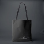 Schwarz-weiß Modernes Minimalistisches Monogramm Tasche<br><div class="desc">Die Minimalistische Monogram Kollektion Schwarz/Weiß: Einfache Einfachheit und Eleganz in unseren minimalistischen Designs, die so gestaltet sind, dass sie Ihren Stil mühelos erweitern. Diese Kollektion wurde mit einem scharfen Blick für moderne Ästhetik gestaltet und weist elegante Schwarz-Weiß-Designs auf, die durch personalisierte Monogramme noch verstärkt werden. Von der schicken Schreibwaren bis...</div>