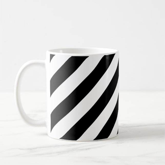 Schwarz-Weiß-Muster für große Diagonalstreifen Kaffeetasse (Links)
