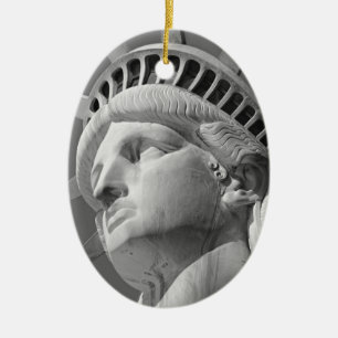 Schwarz-Weiß-Nah-up-Freiheitsstatue Keramik Ornament