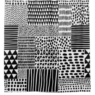 Schwarz-Weiß-Nahtloses Doodle-Muster. Hand-zeichn Duschvorhang