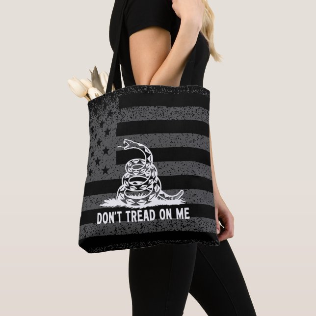 Schwarz & Weiß nicht auf meiner amerikanischen Fah Tasche (Von Nahem)