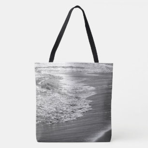 Schwarz-Weiß-Ozean überspült den Strand groß Tasche