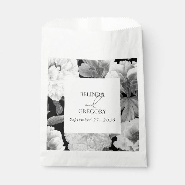 Schwarz-Weiß-Peonies-Hochzeit Geschenktütchen (Vorderseite)