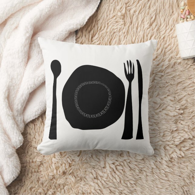 Schwarz-Weiß-Platten und Utensiva Kissen (Decke)