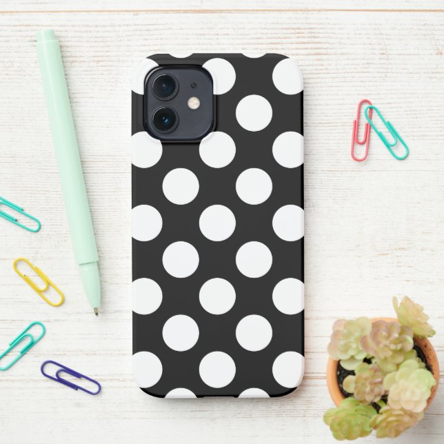 Schwarz-Weiß-Polka-Punkte, Polka-Dot-Muster iPhone 12 Hülle (Auf dem Schreibtisch)