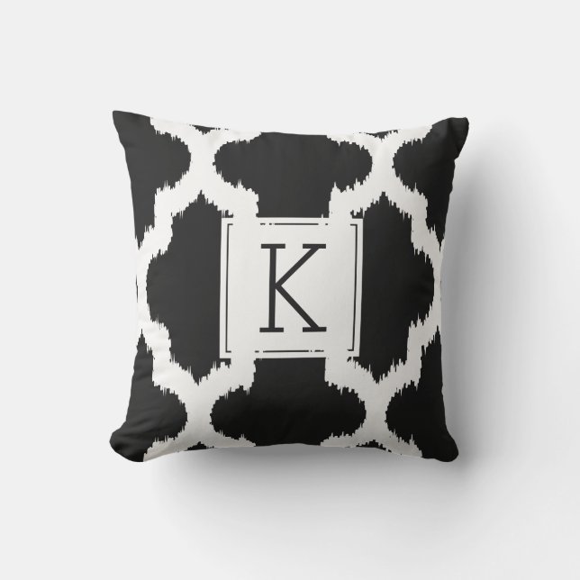 Schwarz-Weiß-Quatrefolie-Ikat-Stil Kissen Für Draußen (Vorderseite)