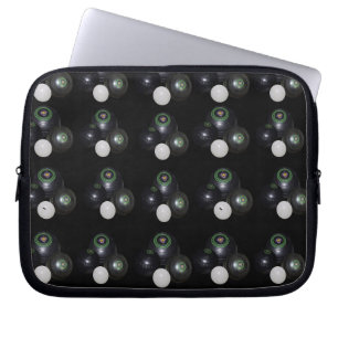 Schwarz-Weiß-Rasen-Muster. Laptopschutzhülle