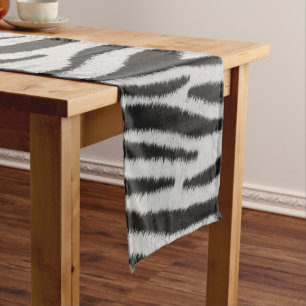 Schwarz-Weiß-Realistische Zebra-Pelz-Textur Kurzer Tischläufer