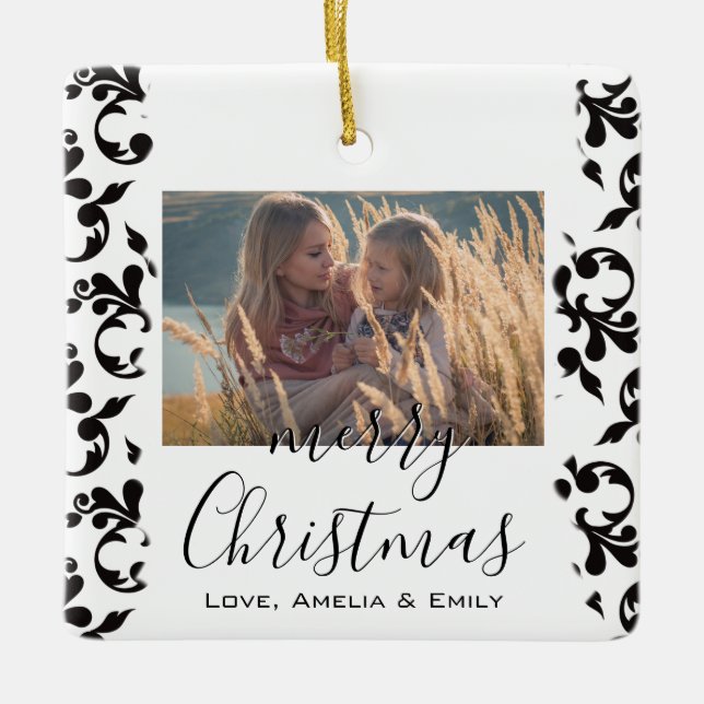 Schwarz-weiß Rokoko Merry Christmas Script Foto Keramikornament (Vorderseite)