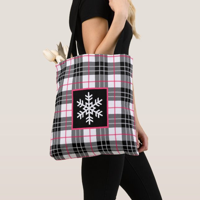 Schwarz, Weiß, Rosa Kariert mit Schneeflocke Tasche (Von Nahem)
