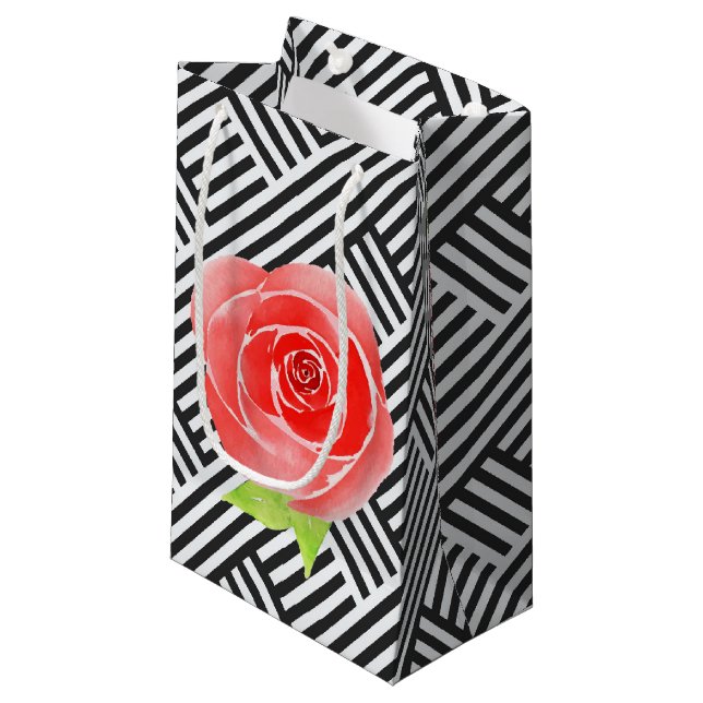 Schwarz-Weiß-Rote Rose Kleine Geschenktüte (Vorderseite Schrägansicht)
