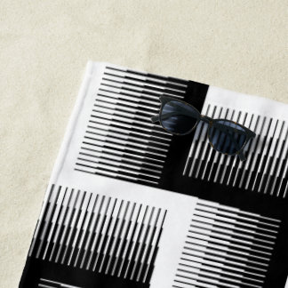 Schwarz-Weiß-Sägezahnfarben Strandtuch