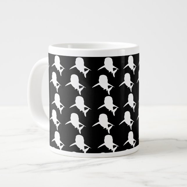 Schwarz-Weiß-Schattenhai-Walmuster Jumbo-Tasse (Vorderseite Links)
