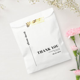 Schwarz-Weiß-Schick-Typografie Minimalistische Hoc Geschenktütchen
