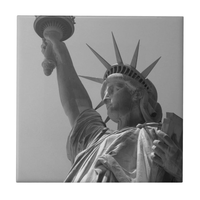 Schwarz-Weiß-Statue der Freiheit New York City Fliese (Vorderseite)