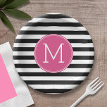 Schwarz-Weiß-Streifen Muster - Hot-Pink-Monogramm Pappteller<br><div class="desc">Ein einfaches Design mit einem Bereich für Monogramme. Wenn Sie das Kunstwerk anpassen oder den Schriftart ändern möchten,  können Sie auf den Bereich anpassen klicken. Dies führt Sie zum Design-Tool,  mit dem Sie viele Änderungen vornehmen können.</div>