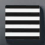 Schwarz-Weiß Streifen stilvoll Fotoplatte<br><div class="desc">Die feine schwarz-weiße Dekoration in horizontaler oder vertikaler Form ist ein moderner klassischer Grafikstil, der immer für sich selbst oder für jemanden, der auf Ihrer Liste besonders ist, ein tolles Geschenk macht, das bei festlichen Anlässen sicher einen Eindruck hinterlässt. E-Mail mit dem unten stehenden E-Mail-Link "Diesen Designer Gefragt" für spezielle...</div>