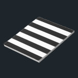 Schwarz-Weiß Streifen stilvoll Notizblock<br><div class="desc">Die feine schwarz-weiße Dekoration in horizontaler oder vertikaler Form ist ein moderner klassischer Grafikstil, der immer für sich selbst oder für jemanden, der auf Ihrer Liste besonders ist, ein tolles Geschenk macht, das bei festlichen Anlässen sicher einen Eindruck hinterlässt. E-Mail mit dem unten stehenden E-Mail-Link "Diesen Designer Gefragt" für spezielle...</div>