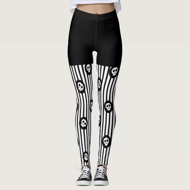 Schwarz-Weiß-Streifen und kleine Schädel Halloween Leggings (Vorderseite)