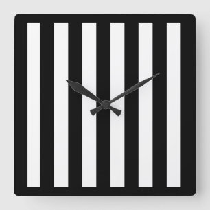 Schwarz-Weiß-Streifenwand Quadratische Wanduhr