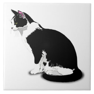 Schwarz-Weiß-Tuxedo-Katze nach Maß Fliese