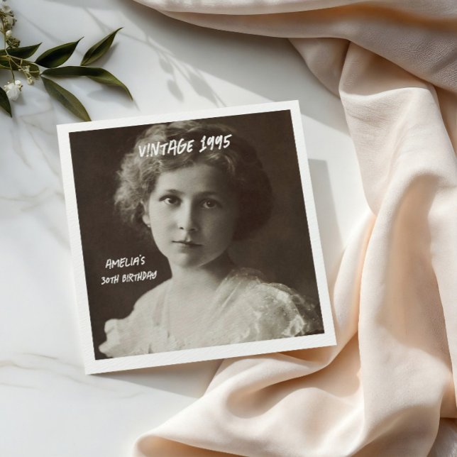 Schwarz-weiß Vintage-Foto Geburtstag Serviette (Von Creator hochgeladen)