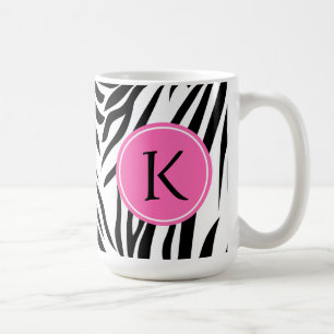 Schwarz-Weiß-Zebra-Monogramm-Druck mit Hot-Rosa Kaffeetasse