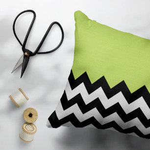 Schwarz-Weiß-Zigzag-Muster, Zickzack, grün Kissenbezug