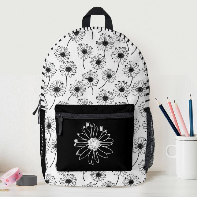 Schwarz-weiße Daisy Girls School Bedruckter Rucksack (A cute black and white daisy pattern decorates this school backpack. Personalize it for your girl.)