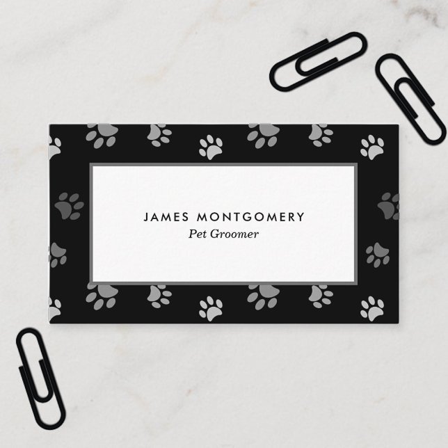 Schwarz-weiße graue Paw Prints Personalisiert Visitenkarte (Black White Gray Paw Prints Personalized Business Card)