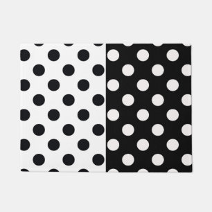 Schwarz-weiße halbe Farbtrennung inverse Polka-Pun Fußmatte