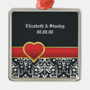 Schwarz-weiße Hochzeit mit rotem Damast Ornament Aus Metall