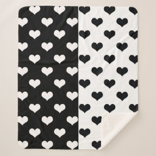 Schwarz-weiße Liebe Herzmuster Sherpadecke