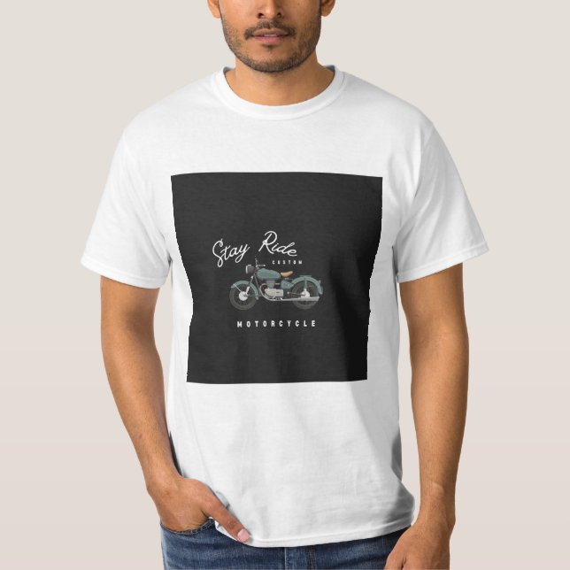 Schwarz-weiße Minimalistische Motorradtypografie T-Shirt (Vorderseite)