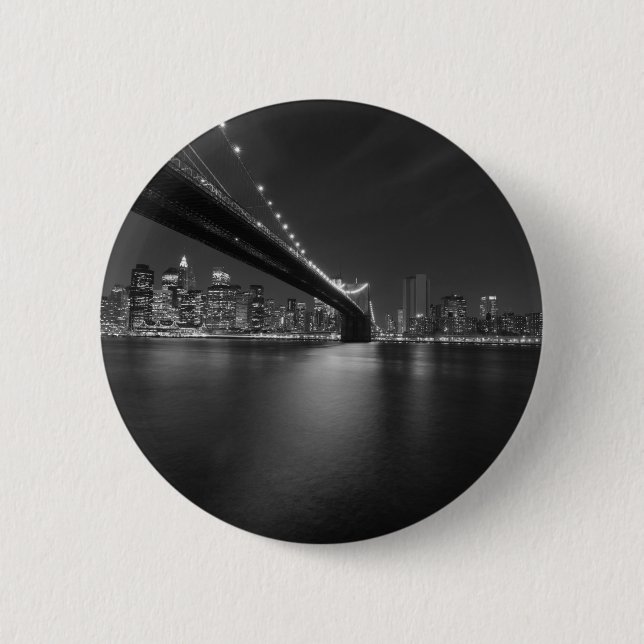 Schwarz-weiße New York City Skyline Button (Vorderseite)