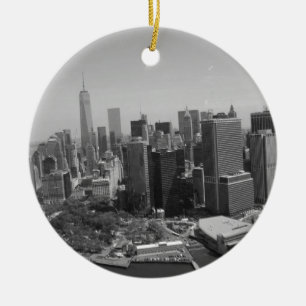 Schwarz-weiße New York City Skyline Keramikornament