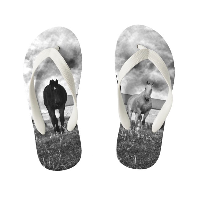 Schwarz-weiße Pferdefotografie, Kinderbadesandalen (Fußbett)