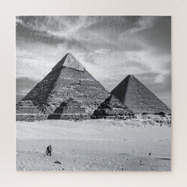 Schwarz-Weiße Pyramiden (Vertikal)