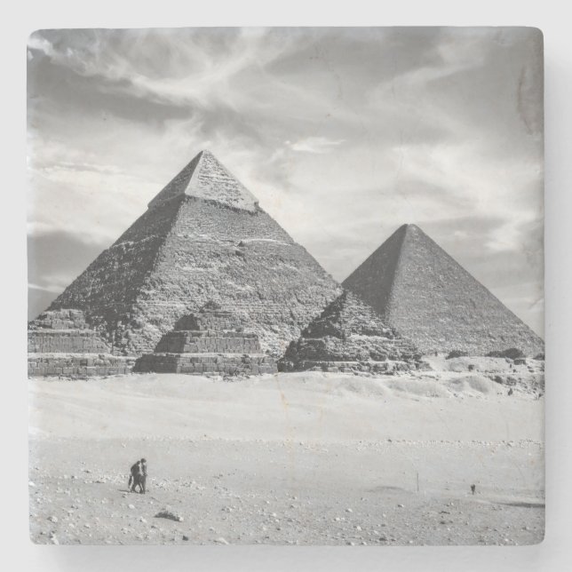Schwarz-Weiße Pyramiden Steinuntersetzer (Vorderseite)