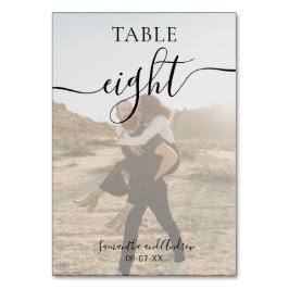 Schwarz-weiße Skriptnamen Fotos Hochzeit Tischnummer