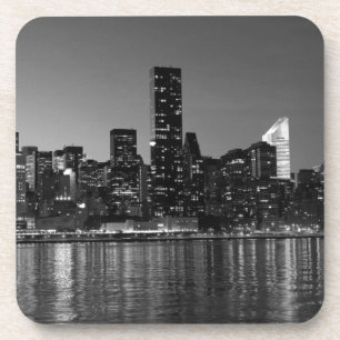 Schwarz-weiße Skyscaper-Silhouette in New York Getränkeuntersetzer