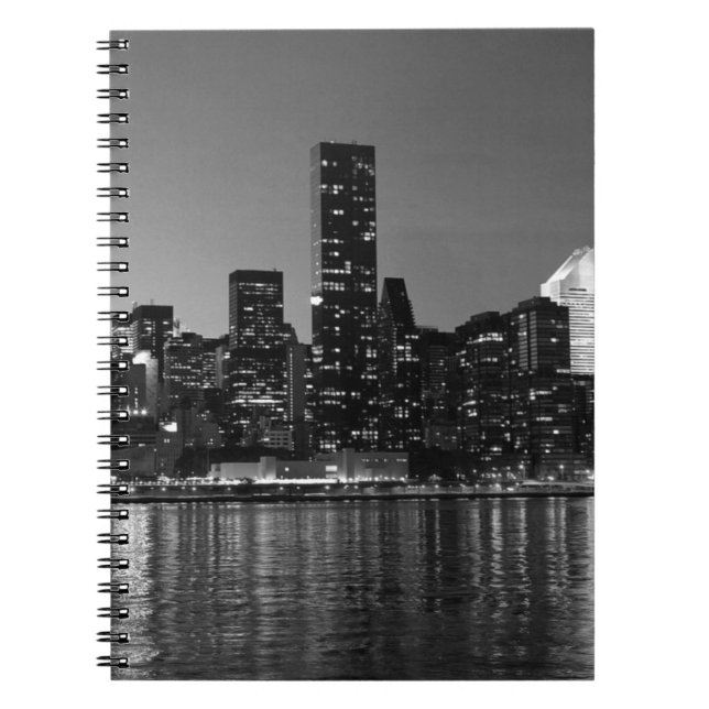 Schwarz-weiße Skyscaper-Silhouette in New York Notizblock (Vorderseite)