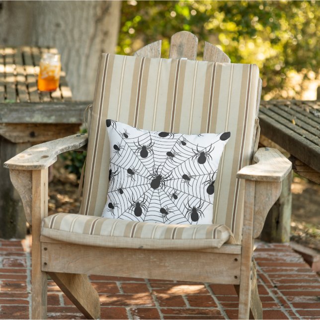 Schwarz-weiße Spinnennetzmuster Halloween Kissen (Stuhl)