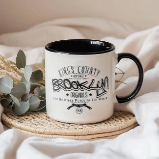 Schwarz-weiße städtische Typografie-Tasse Tasse
