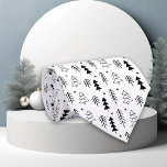 Schwarz-weißer Baumweihnachtsurlaub Krawatte<br><div class="desc">Dieses Design kann durch Auswahl der Option Design bearbeiten personalisiert werden. Sie können auch auf andere Gegenstände übertragen. Kontaktieren Sie mich unter colorflowcreations@gmail.com oder nutzen Sie die Chat-Option oben auf der Seite, wenn Sie dieses Design auf einem anderen Produkt haben möchten oder Hilfe benötigen. Sehen Sie mehr von meinen Designs...</div>