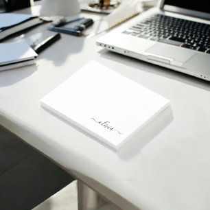 Schwarz-weißer Name für ein modernes Skript Post-it Klebezettel