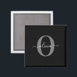 Schwarz-weißer Name für Monogramm-Skript Magnet<br><div class="desc">Dieses elegante Monogramm und das stilvolle Script-Namensdesign können als Geschenk für Geburtstag, Hochzeit, Brautparty, Jubiläum, Muttertag oder jeden Anlass gegeben werden. Es kann mit dem Namen und dem Namen der Person personalisiert werden. Sie können den Schriftart, die Farbe des Schriftartes, die Größe des Schriftartes und die Hintergrundfarbe mit dem Design-Tool...</div>
