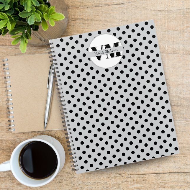 Schwarz-weißer Polka Dot Monogram 2026 Kundenplane Planer (Black White Polka Dot Monogram 2026 Custom Planner)